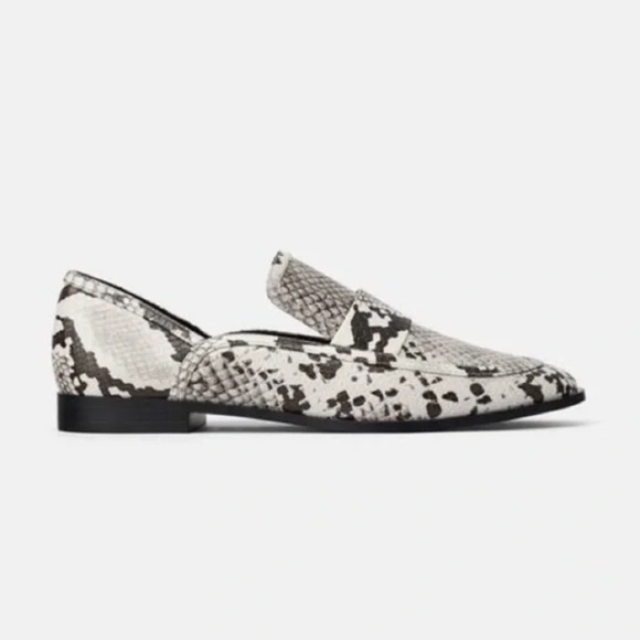 Zara Snake Embossed Loafers - Picture 4 of 12